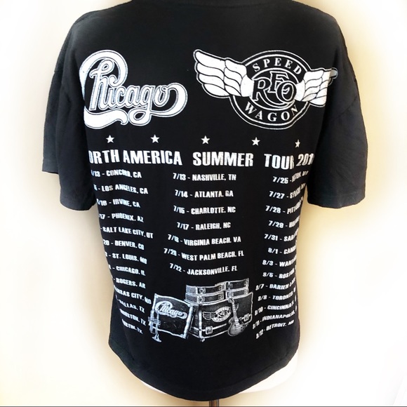 Official Chicago and REO speedwagon concert tee - Picture 2 of 3